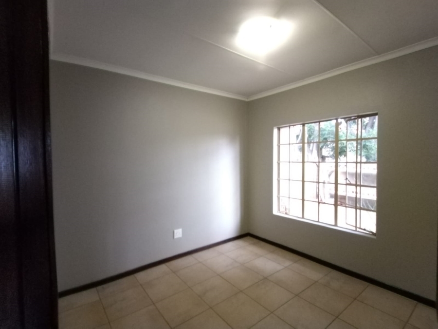 3 Bedroom Property for Sale in Hexrivier Lifestyle Estate North West